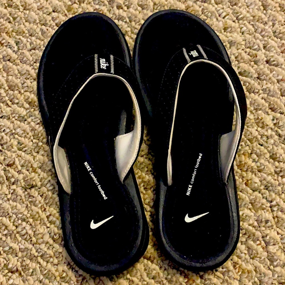 Nike comfort footbed